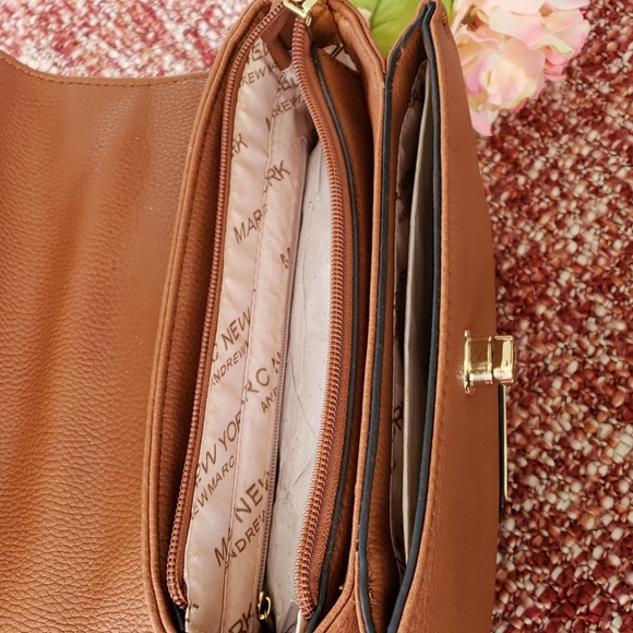 NWT Marc New York Leather Crossbody - Picture 2 of 5